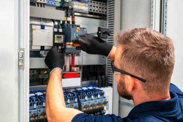 Best Licensed Electrician  in Arkansas City, KS