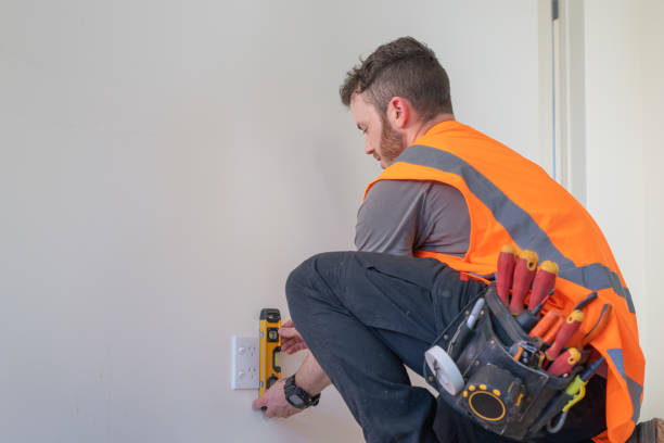 Best Affordable Emergency Electrician  in Arkansas City, KS